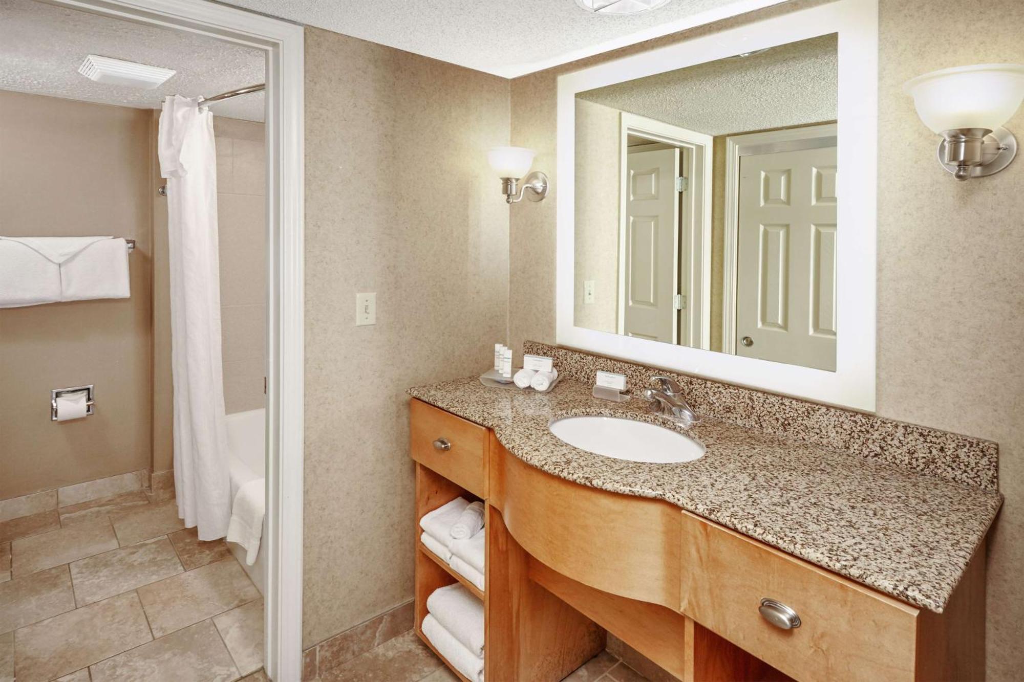 Homewood Suites By Hilton Indianapolis At The Crossing Extérieur photo