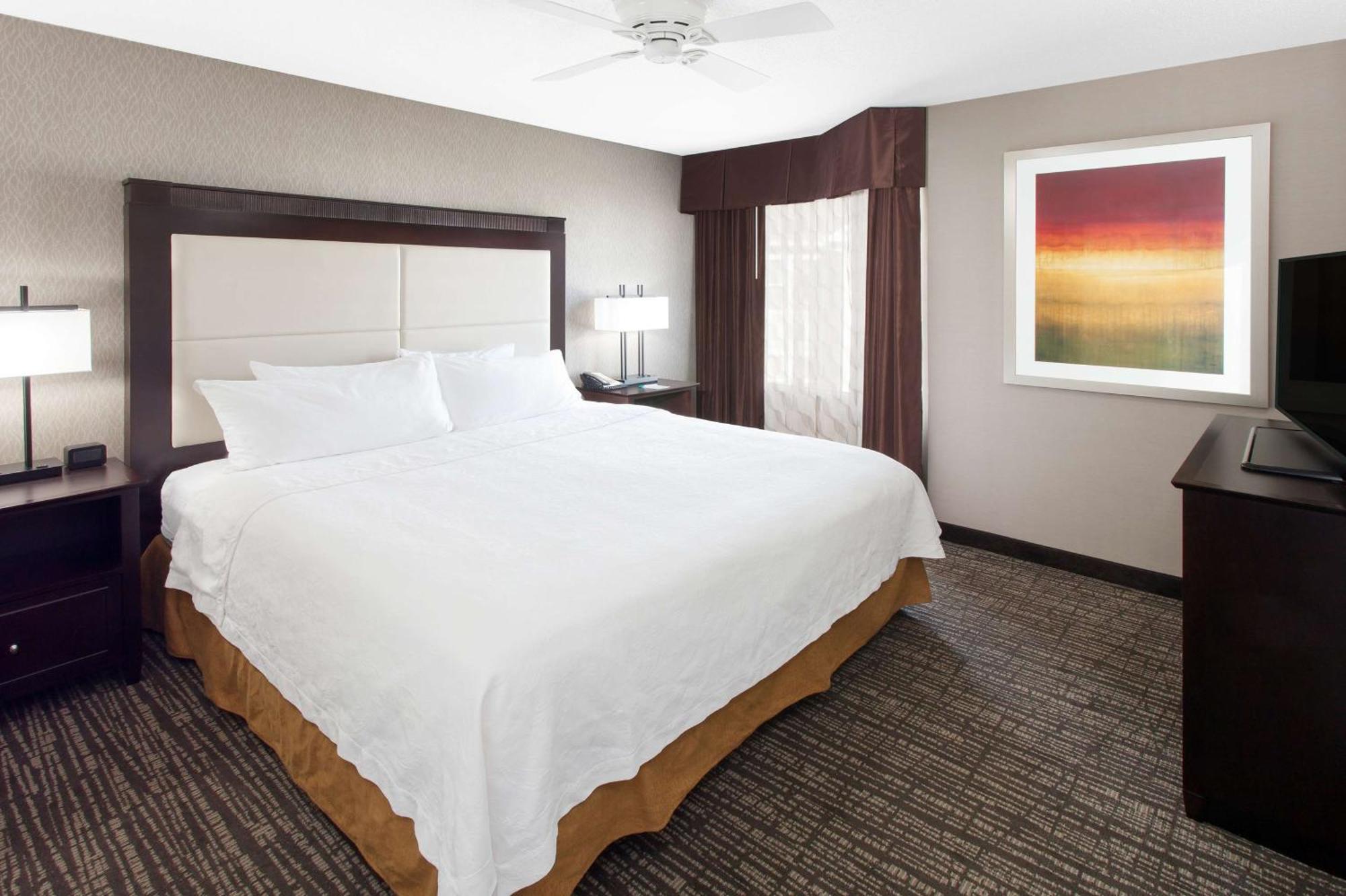 Homewood Suites By Hilton Indianapolis At The Crossing Extérieur photo