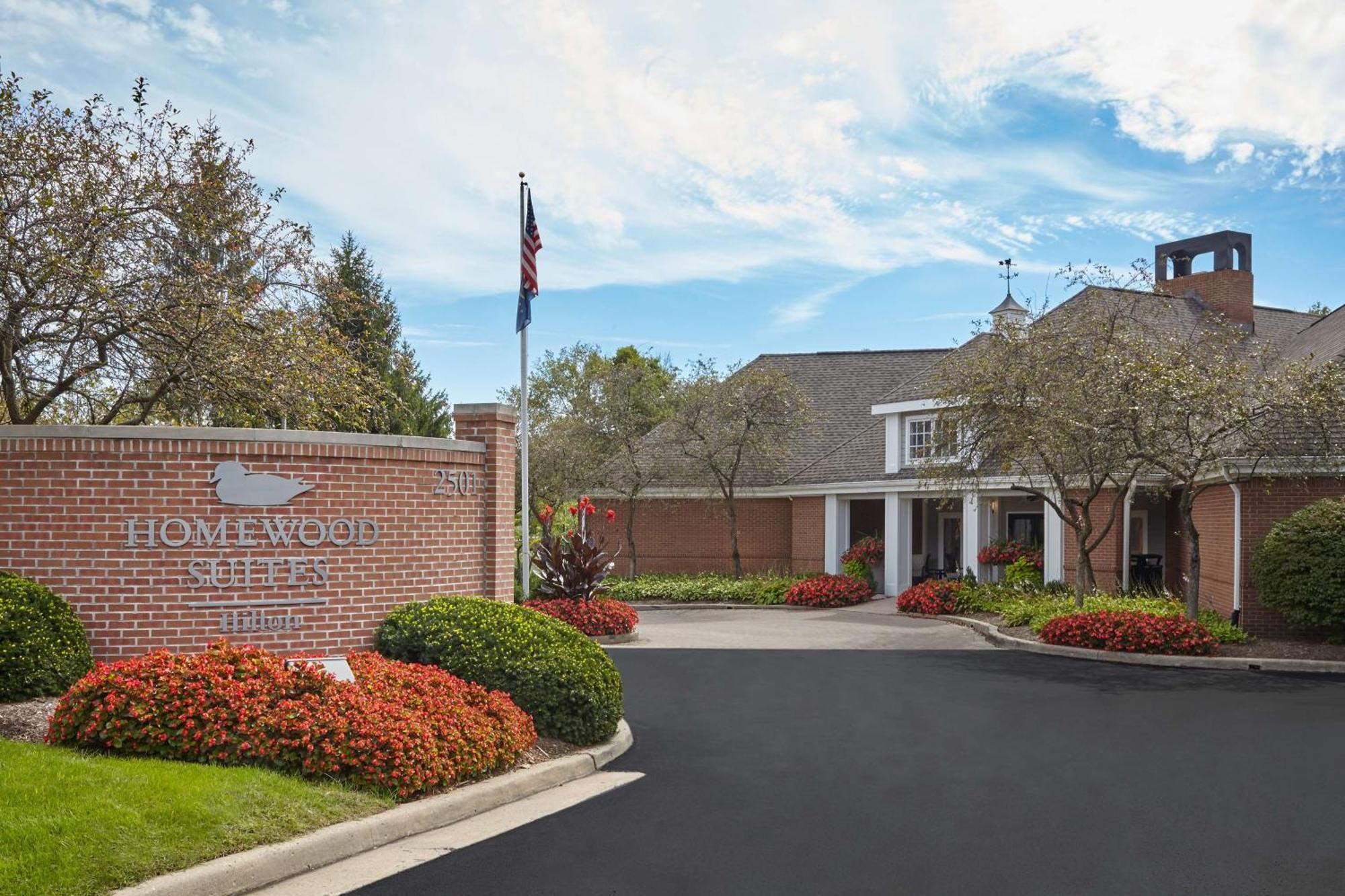 Homewood Suites By Hilton Indianapolis At The Crossing Extérieur photo